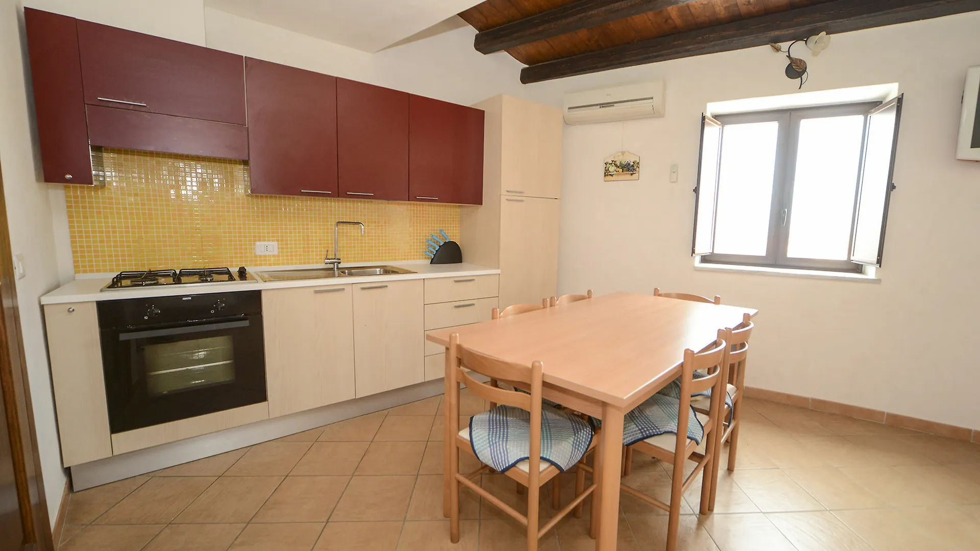 Casa Carmine Cefalu Rentopolis 0*,  İtalya